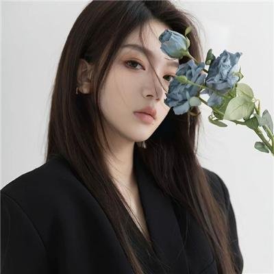 小犬与女孩