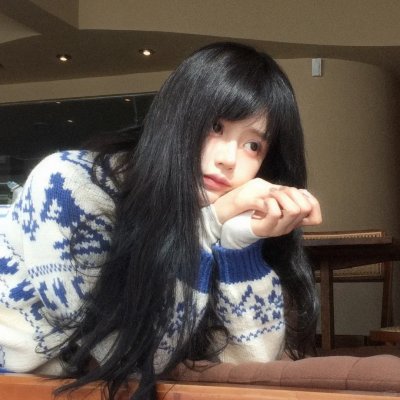 站起来的女孩